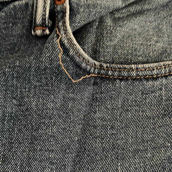 Vintage Levi’s 505 Broken In 36x32” Regular Fit - Picture 15 of 15